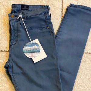 AG JEANS SEAMLESS Farrah Ankle High Rise Jeans